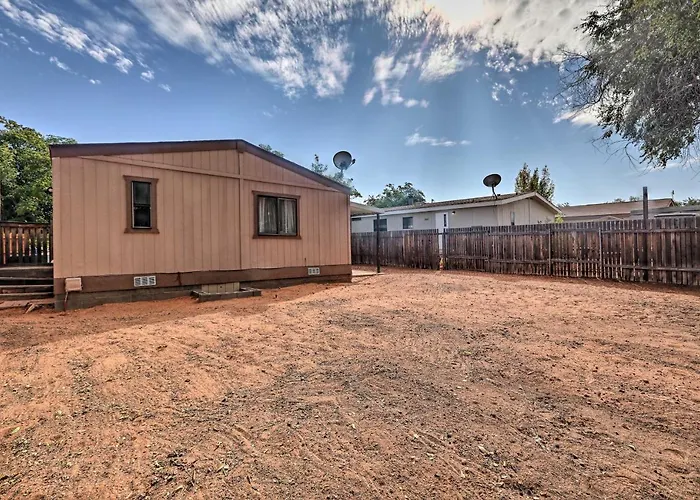 Page Home With Patio And Bbq, 3 Mi To Lake Powell!